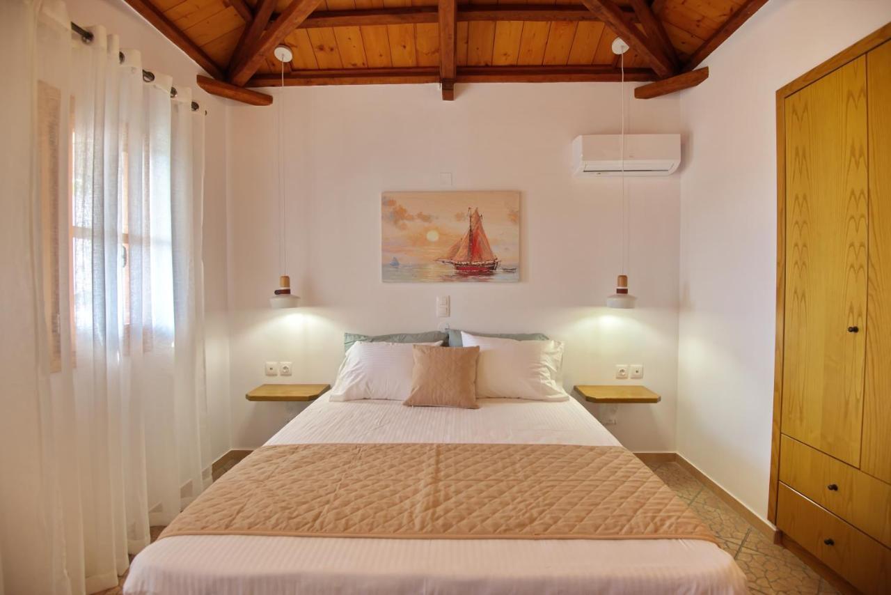 Villa Petrino à Patitírion Extérieur photo